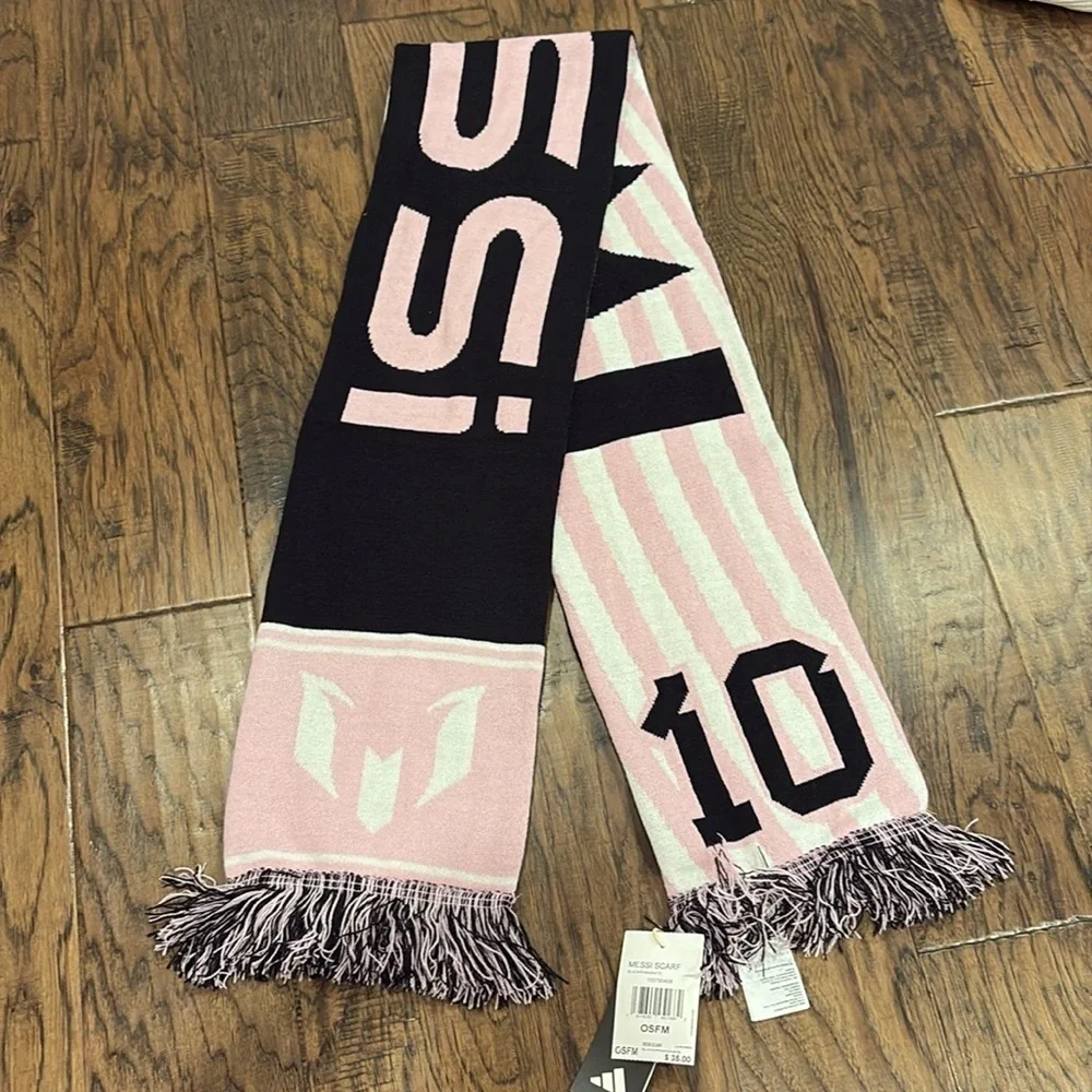 Adidas Lionel Messi Inter Miami reversible soccer football scarf